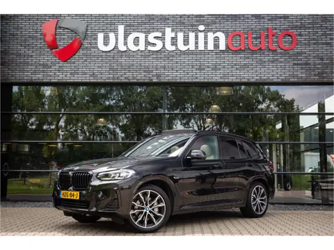 BMW X3 xDrive30e High Executive M-Sport , Panoramadak, Trekhaak, 360°camera,