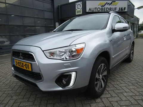 Mitsubishi ASX 1.6 Cleartec Intense+ / 1e EIG / PANO / NAV / Camera / Bleutooth