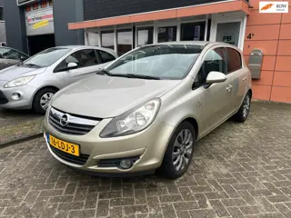 Opel Corsa 1.2-16V '111' Edition 1e eigenaar automaat