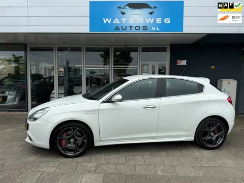Alfa Romeo Giulietta 1.4 T Distinctive DISTR.+WP VERVANGEN!