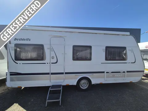 Dethleffs Nomad 500 DB Mover,vaste luifel,airco