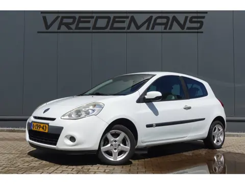 Renault Clio 1.2-16V Special Line