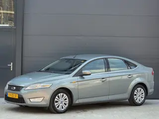 Ford Mondeo 2.3-16V Ghia nap automaat 2e eigenaar apk 27