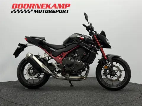 Honda CB 750 HORNET (bj 2023)