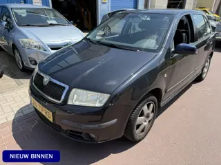 Škoda Fabia 1.4-16V Elegance 2005 APK dec-2026 Rijdt en schakelt goed. Distributieriem is vervangen.