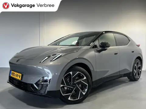 Lynk & Co 02 More 66 kWh | Navigatie/Android/Apple Carplay | LM Velgen 20" | Panoramadak | Voorstoel