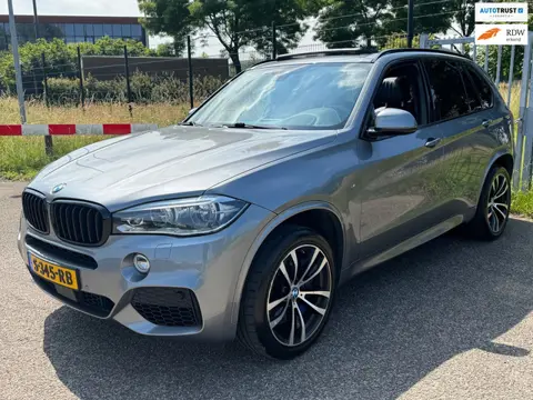 BMW X5 XDrive 50i High Exe M-Sport Pano Comfortseats HuD LED