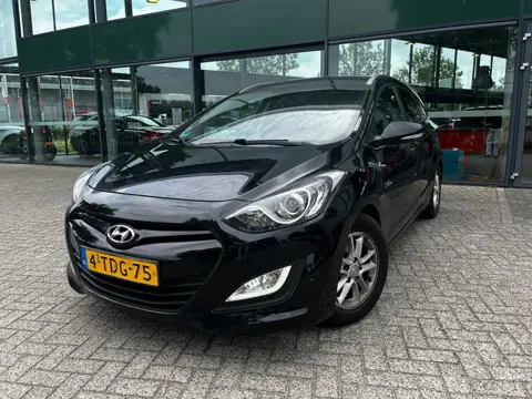 Hyundai I30 Wagon 1.6 GDi i-Motion (Trekhaak, Achteruitrijcamera, NL-auto)