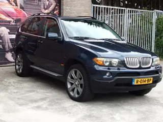 BMW X5 4.4i Mooie en goed onderhouden V8 BMW, Youngster dus gunstige IB bijtelling met trekgewicht v