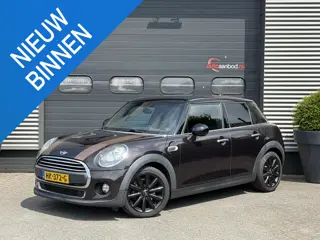 MINI 5-Deurs 1.2 One Salt Business | Navigatie | Parkeersensoren | Airco | 17 Inch Lichtmetalen Velg