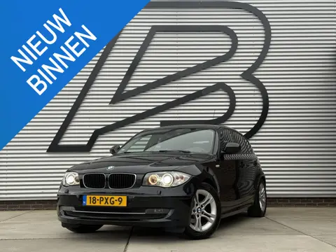 BMW 1-serie 116i Business Line Ultimate Edition Navi|Leder|Trekhaak|Clima|Cruise|LM Velgen|N.A.P|APK