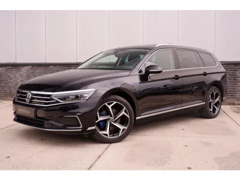 Volkswagen Passat Variant 1.4 TSI PHEV GTE Business | Pano | Elek. Trekhaak | Head-Up | Carplay | LE