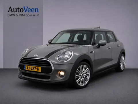 Mini 5-Deurs 1.5 Cooper Chili (PANO, NAVI, PARKEERSENSOREN, AUTOMAAT)