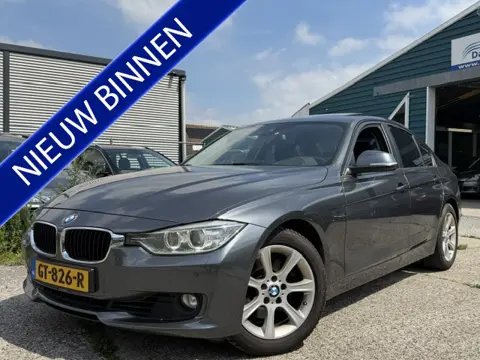 BMW 3 Serie 330D EXE Aut8 | ECC | LMV | Leer | Navi | Schuifdak