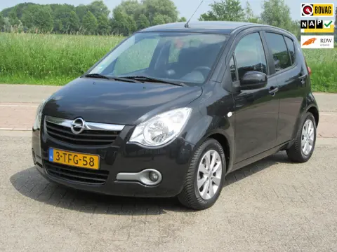 Opel Agila 1.0 Berlin