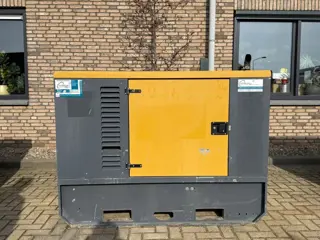 Yanmar 4TNV88-BGECS Silentstar 20 kVA Silent Noodstroom aggregaat generatorset