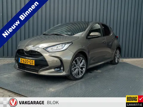 Toyota Yaris 1.5 Hybrid 130 Executive | Panodak | JBL | Head Up | Stuur & Stoel verw. | Premium Pack