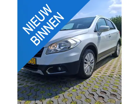 Suzuki SX4 S-Cross 1.6 Exclusive Panoramadak, Sportvelgen, verwarmde voorstoelen