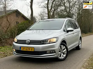 Volkswagen Touran 1.6 TDI SCR Comfortline | 7-Persoons + Automaat + Navi + Cruise + Clima + Trekhaak