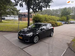 BMW 2-serie Active Tourer 218d Essential Clima.Navi.Pano