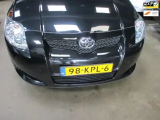 Toyota Auris 1.8 Aspiration slechts 83613 Km Nap 1e eigenaar zeer mooie auto met unieke 1.8 motor le