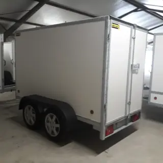gesloten aanhangwagens roca
