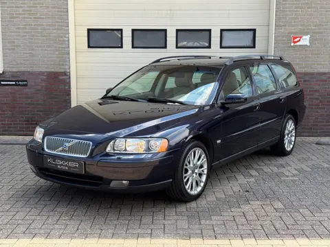 Volvo V70 2.4 Momentum Dealer onderhouden|APK 07-2027|NWE Distributie
