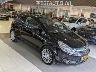 Opel Corsa 1.4-16V Color Edition Airco, Cruise Control, Stuurbekrachtiging