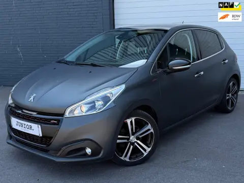 Peugeot 208 1.2 PureTech GT-line PANO/LEDER/CARPLAY/CAMERA/CRUISE/CLIMA