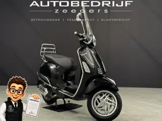 Vespa Primavera 50 Bromscooter NIEUW Vespa VOL OPTIES !
