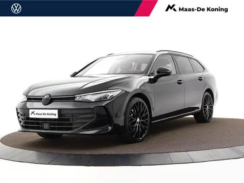 Volkswagen Passat Variant 1.5 eHybrid 204pk PHEV DSG Business · Camera · Elek. Voorstoelen + Massage