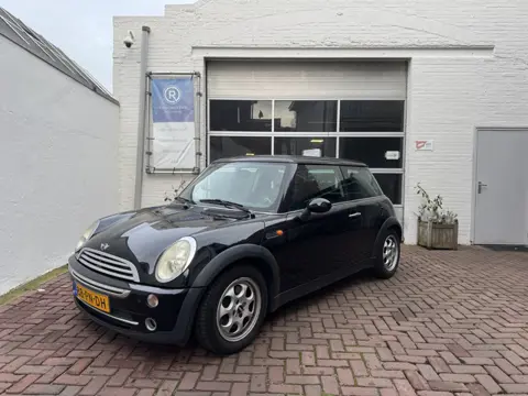 MINI Mini 1.6 Cooper Pepper Airco/Cruisecontrol (bj 2004)