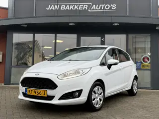 Ford Fiesta 1.5 TDCi Style Ultimate Lease Edition Cruise  PDC  Navi  Bluetooth