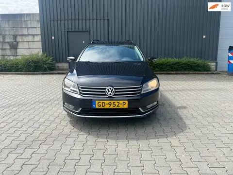 Volkswagen Passat Variant 1.6 TDI BlueMotion Executive Edition
