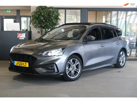 Ford Focus Wagon 1.0 EcoBoost ST-Line Pano Navi Trek B&O Cam Cruise Pdc