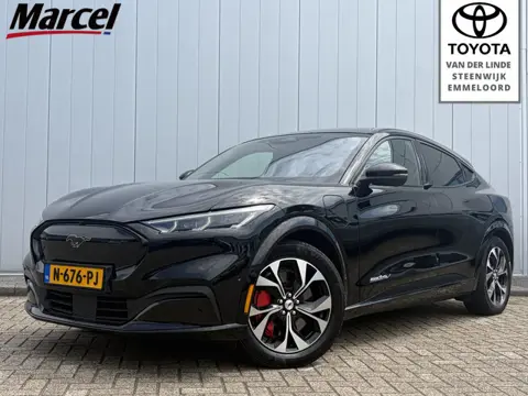 Ford Mustang Mach-E Extended AWD 98 kWh Trekhaak Pano NL Auto Leer 360cam Let op het gaat hier om ee