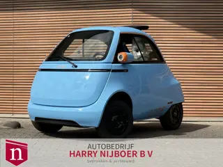 Microlino Brommobiel Microlino Lite 5.5 kWh L6 Venice blue e Matt premium 45 KM/H Nieuwprijs € 19,37