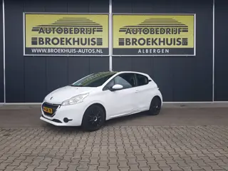 Peugeot 208 1.2 e-VTi Active AUTOMATIC (bj 2014)