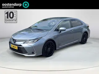 Toyota Corolla 1.8 Hybrid First Edition | Trekhaak | Navigatie | Apple CarPlay/Android auto | Achter