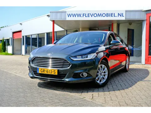 Ford Mondeo 1.5 161pk Titanium 5drs Navi|Clima|ParkAssist|PDC|LMV