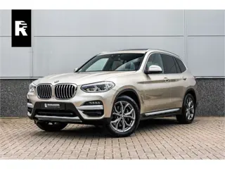 BMW X3 xDrive30e Individual Pano / Head-Up / 360 camera / Trekhaak / Leder / Memory