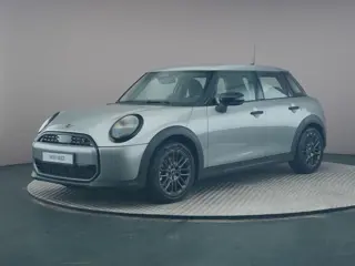 MINI 5-deurs 2.0 Cooper S Essential Apple carplay | Achteruitrijcamera | Cruise control | Sensoren v