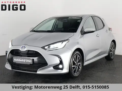 Toyota Yaris 1.5 HYBRID DYNAMIC SILVERLINE GARANTIE TOT 9-2031 CARPLAY NAVIGATIE .CAMERA. ADAPTIEVE 