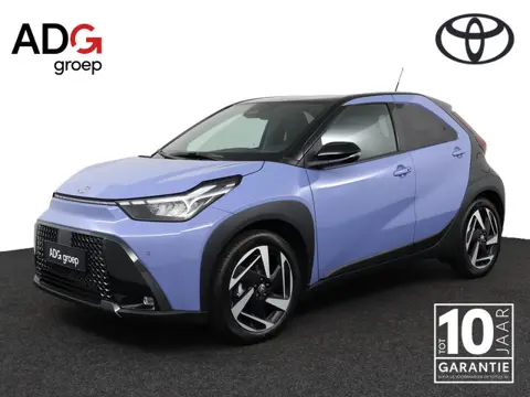 Toyota Aygo X Hybrid 115 envy | lichtmetalen velgen 18" | Navigatiesysteem | Parkeersensoren | Stoel