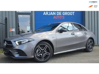 Mercedes-Benz A-klasse 250 e AMG Night pack Sfeer Carplay® Widescreen Camera