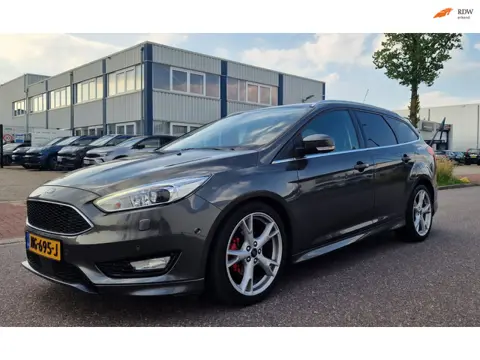 Ford Focus Wagon 1.5 TDCI Titanium AUT NAVI PSENSOR CRUISE 2 X SLEUTELS