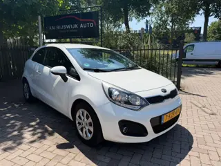 Kia Rio 1.2 CVVT Plus Pack 3Drs Airco Elec-ram Cruise-con