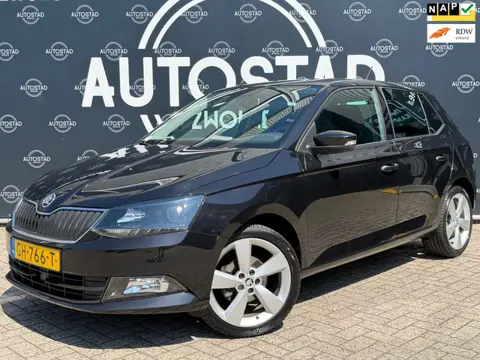 Skoda Fabia 1.2 TSI First Edition Style NL-Auto / 2e Eigenaar / NAP / APK / Airco / Stoelverwarming