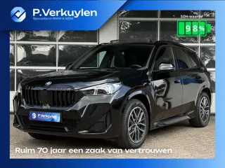 BMW X1 xDrive30e M SPORT | PANORAMA | 360 CAMERA | TREKHAAK | STOELVERWARMING | HEAD UP | DRIVING AS