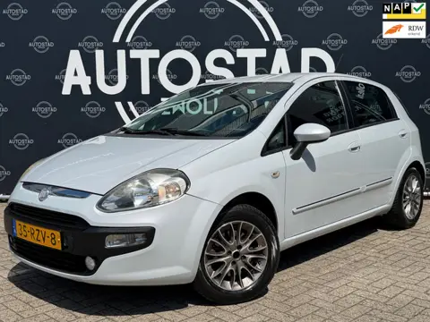 Fiat Punto Evo 1.3 M-Jet Dynamic NL-Auto / NAP / APK / Airco / Trekhaak